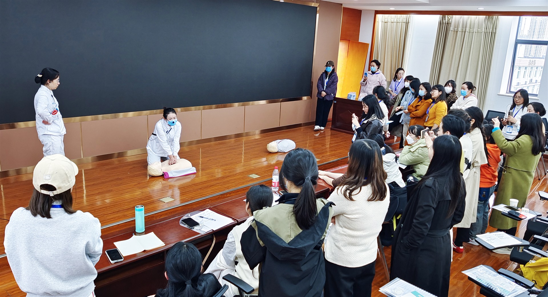 微信图片_20251113171803.jpg 微信图片_20251113171803.jpg